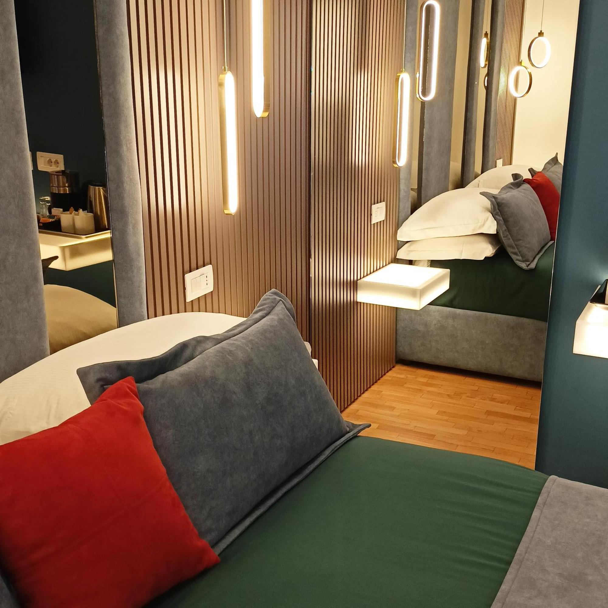 La Lepre Bovio Hotel เนเปิลส์ ภายนอก รูปภาพ