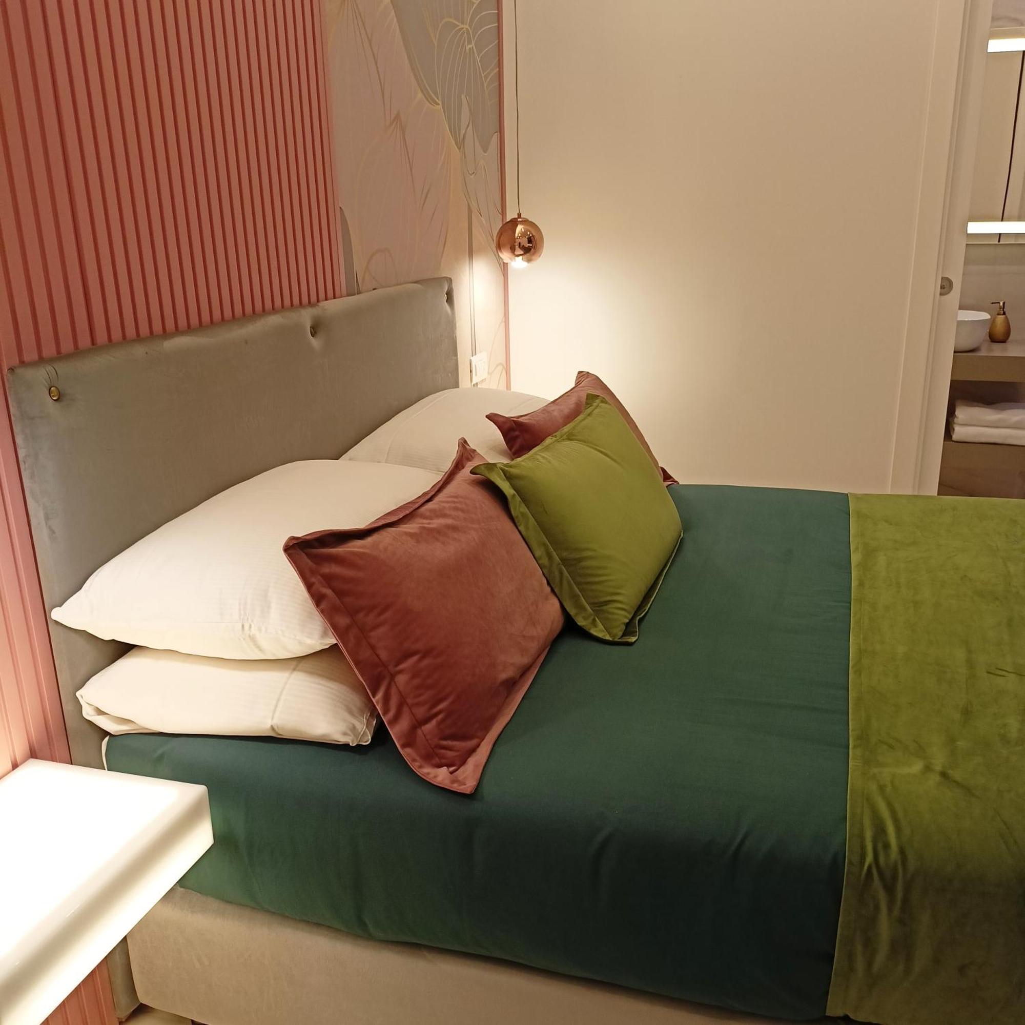 La Lepre Bovio Hotel เนเปิลส์ ภายนอก รูปภาพ