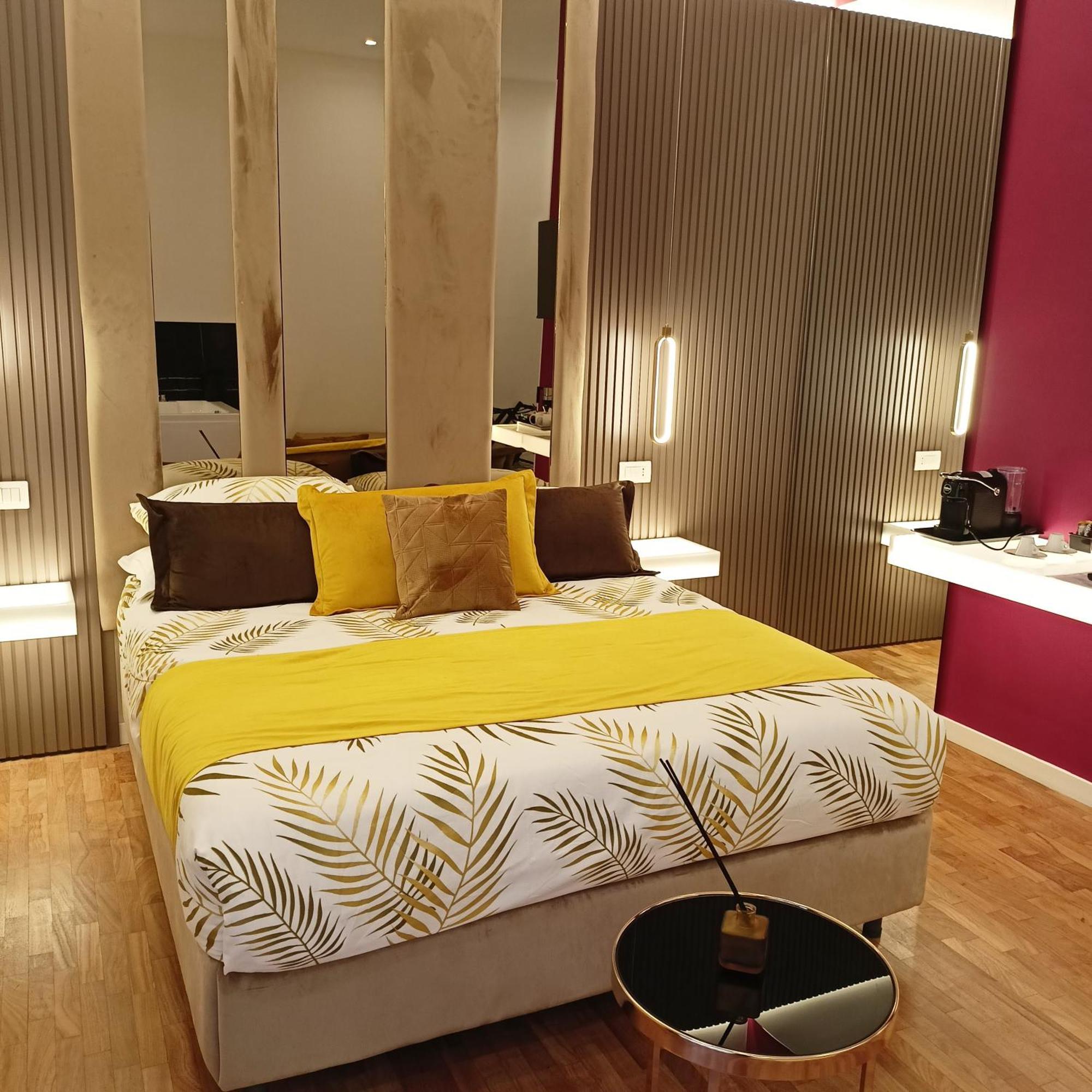 La Lepre Bovio Hotel เนเปิลส์ ภายนอก รูปภาพ