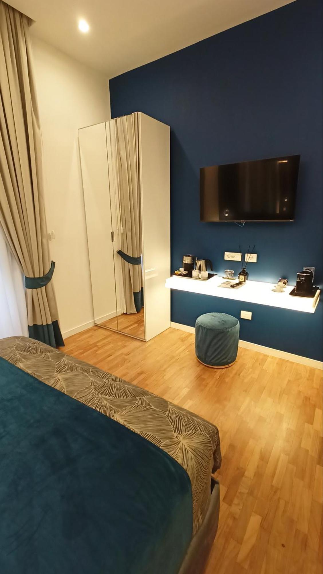 La Lepre Bovio Hotel เนเปิลส์ ภายนอก รูปภาพ