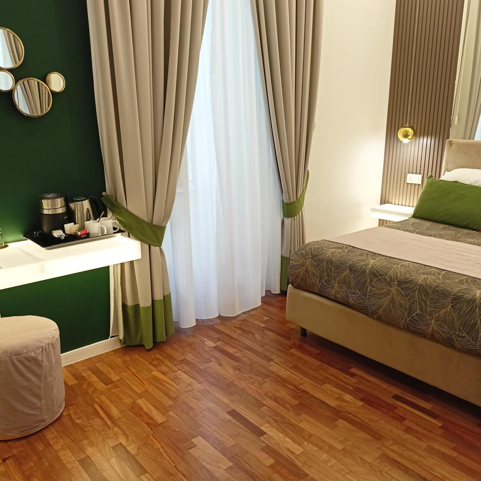 La Lepre Bovio Hotel เนเปิลส์ ภายนอก รูปภาพ