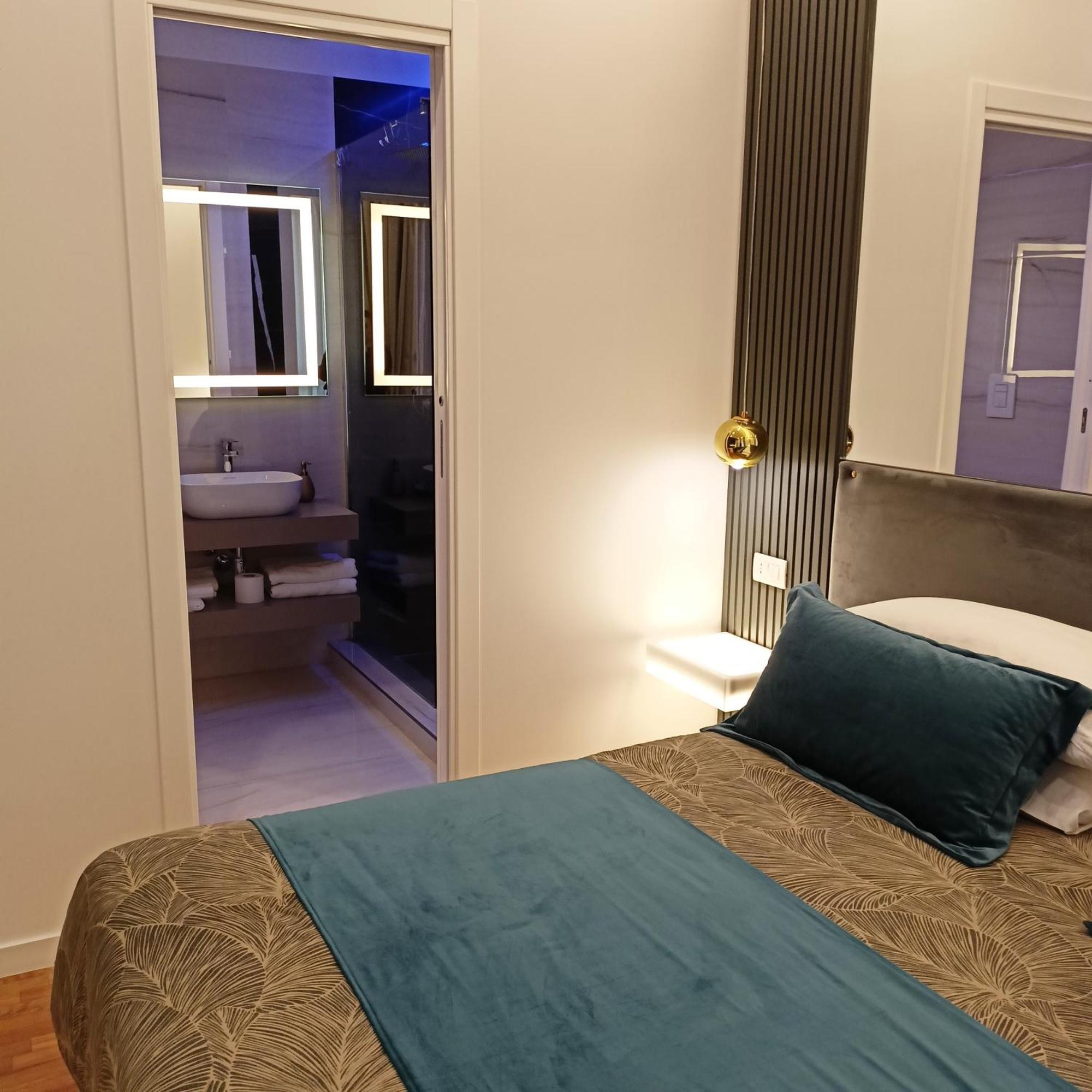 La Lepre Bovio Hotel เนเปิลส์ ภายนอก รูปภาพ