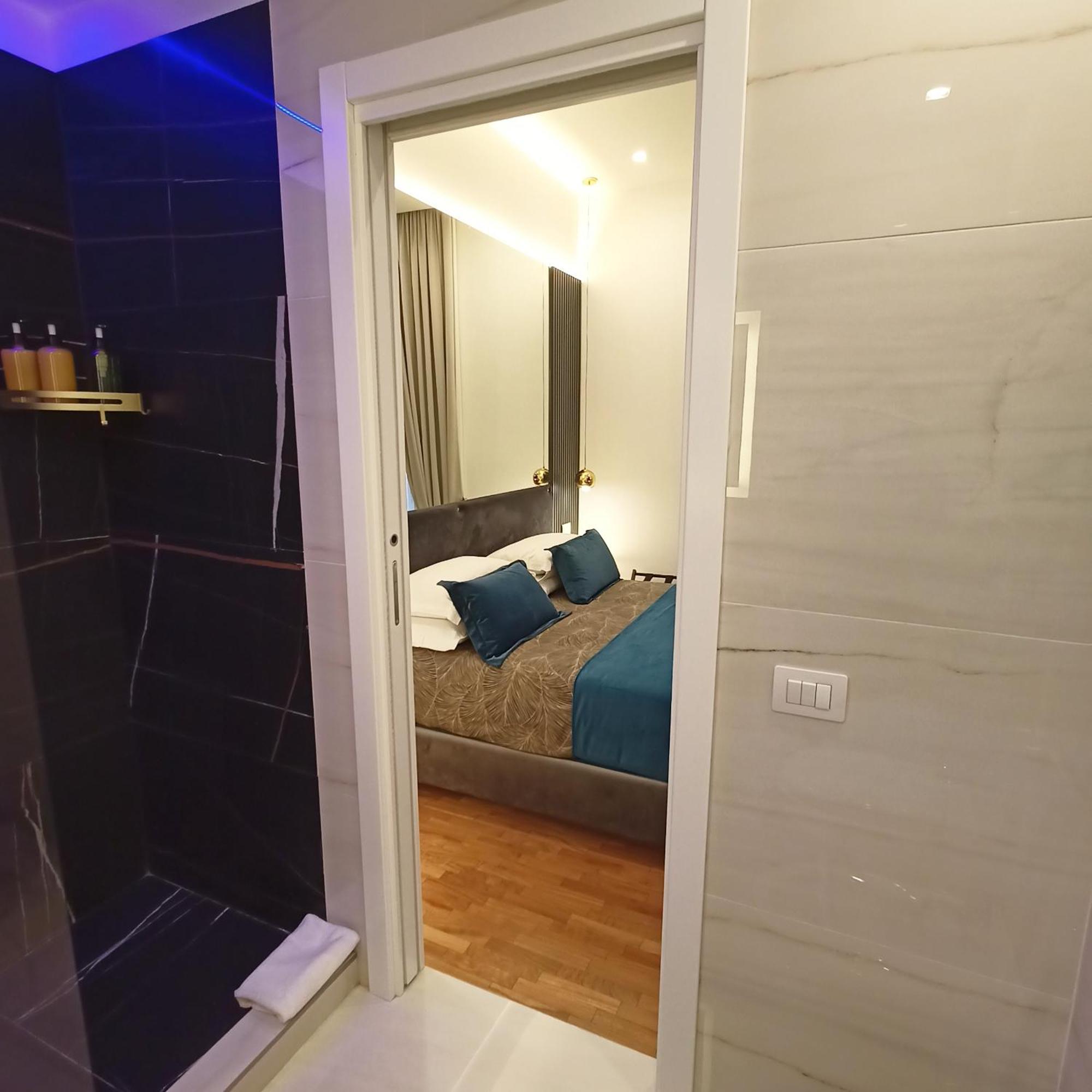 La Lepre Bovio Hotel เนเปิลส์ ภายนอก รูปภาพ