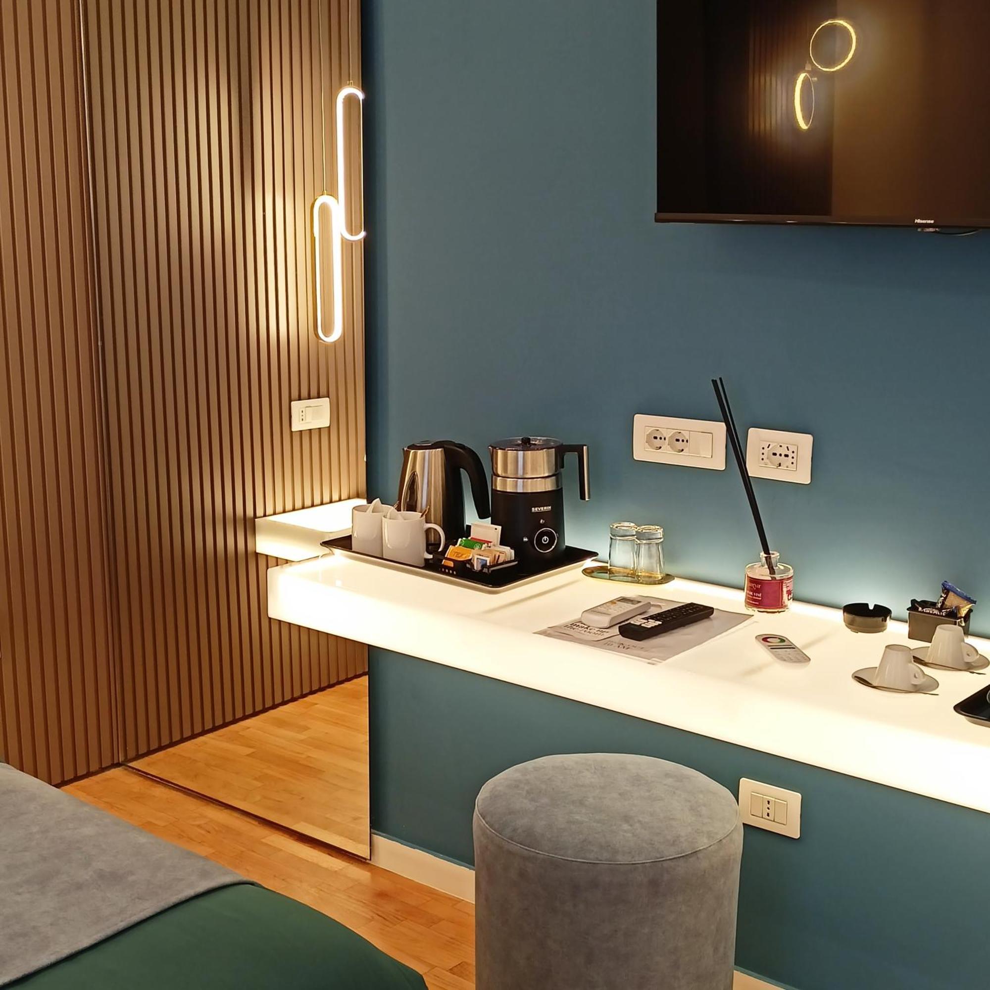 La Lepre Bovio Hotel เนเปิลส์ ภายนอก รูปภาพ