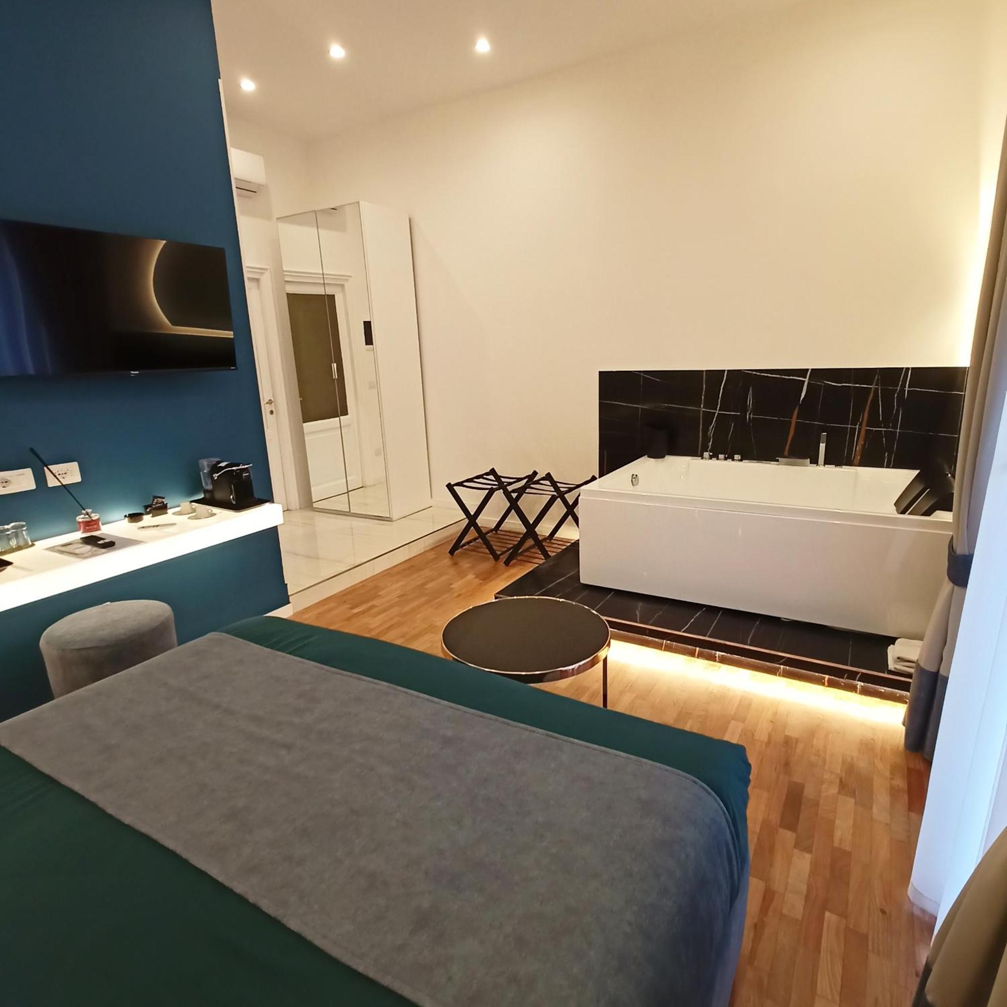 La Lepre Bovio Hotel เนเปิลส์ ภายนอก รูปภาพ